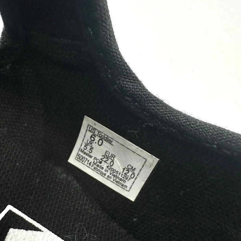 Vans Mary Jane Toddler Size 6 Black Gothic Shine Patent Leather Buckle Shoes
